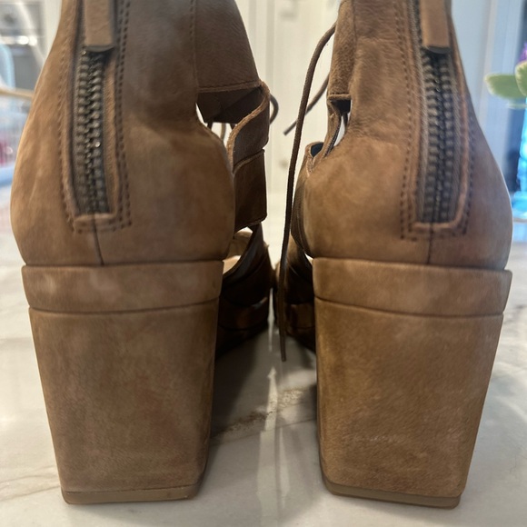 Eileen Fisher Brown Wedge Sandals with Adjustable Straps - Picture 4 of 5